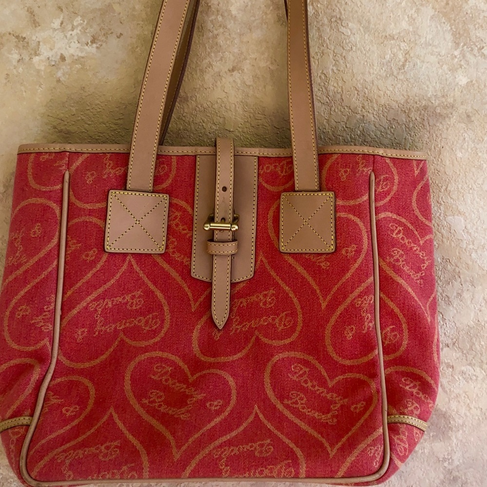 Dooney & Bourke Handbag